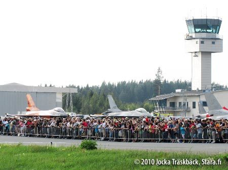 Tampere International Air Show 2010 by Stara.fi