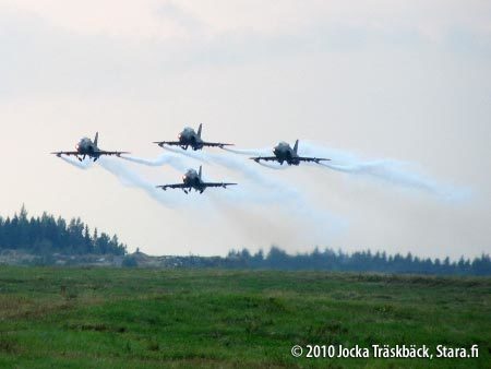 Tampere International Air Show 2010 by Stara.fi