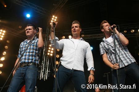 The Baseballs Ankkarock 2010 by Kim Rusi