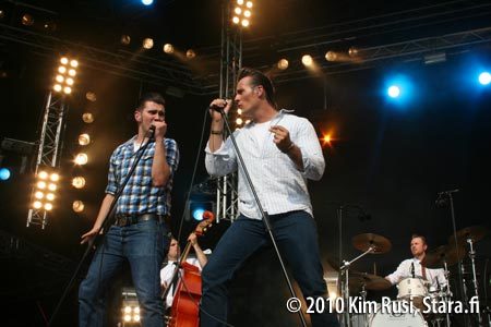 The Baseballs Ankkarock 2010 by Kim Rusi