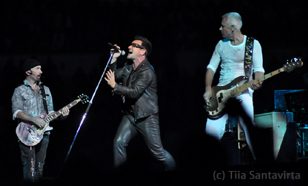 U2 Helsinki 2010 by Tiia Santavirta