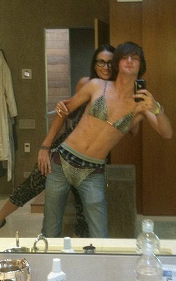 Demi Moore bikini parodia