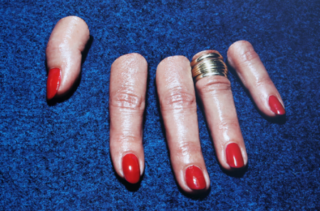 mauriziocattelan04062012b