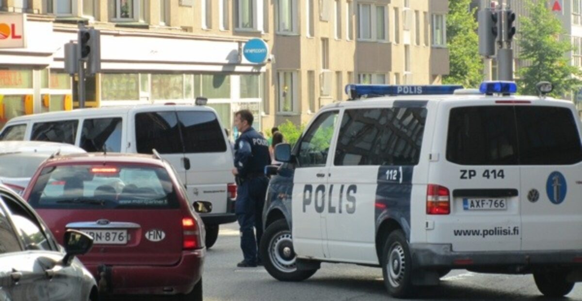 Hylätystä salkusta poliisioperaatio Tampereen Koskikeskuksessa
