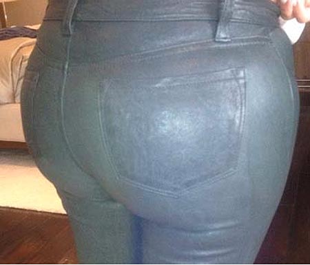 kimkardashian27082012