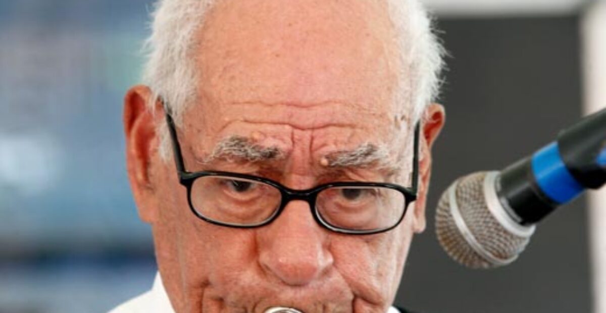 101-vuotias muusikko tekee yhä festarikeikkoja