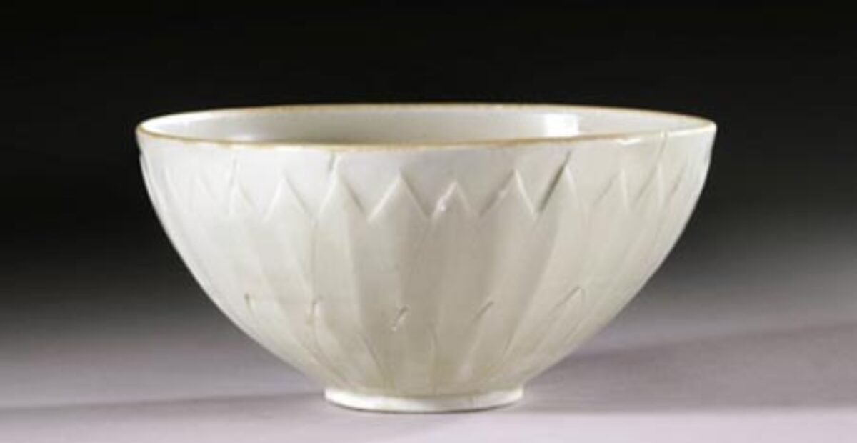 Kirpputorilta löytyi aarre: 3 dollarin kulho myytiin 2 225 000 dollarilla