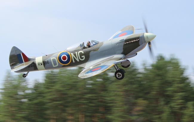 Jämi Fly In 2014, Spitfire, Kuva: Stara