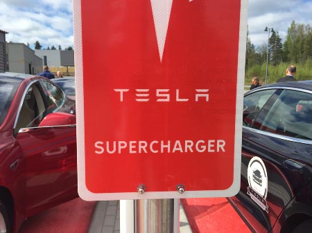 Tesla Supercharger Toijala, Kuva: Stara
