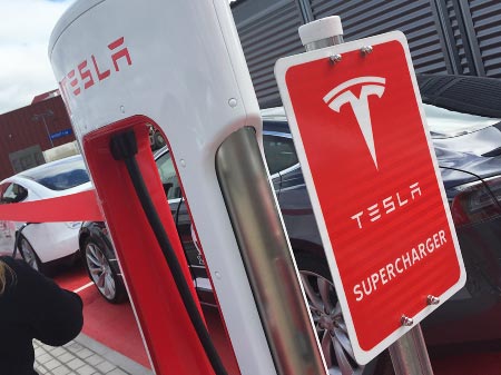 Tesla Supercharger Toijala, Kuva: Stara