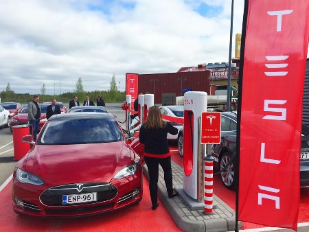 Tesla Supercharger Toijala, Kuva: Stara