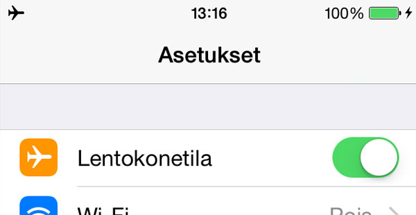 iPhone lentokonetilassa