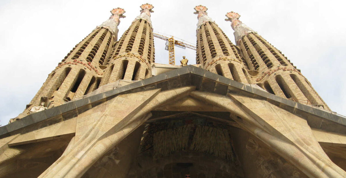 143 vuotta Barcelonassa rakennettu Sagrada Familia on nyt maailman korkein kirkko