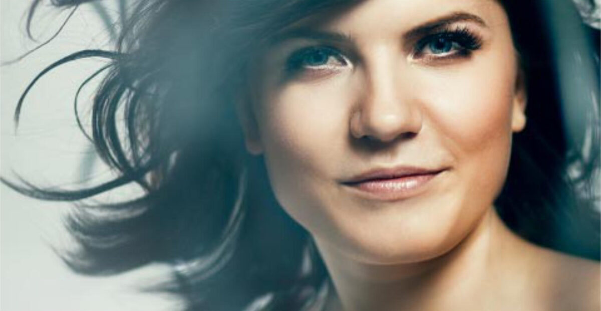 Eturivin artistit Joulun tähdet -konserttiin – tuotto yksinäisyyden vastaiseen työhön