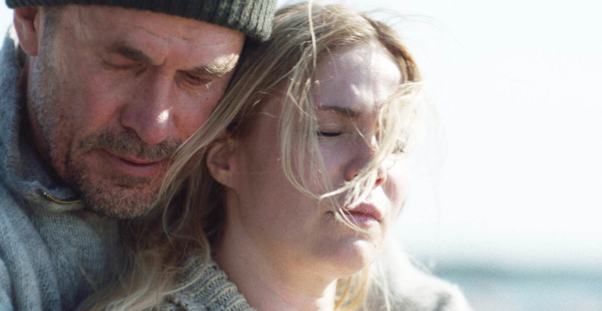 Kotimainen Terapia-elokuva ensi-iltaan jouluna – tässä tuore traileri