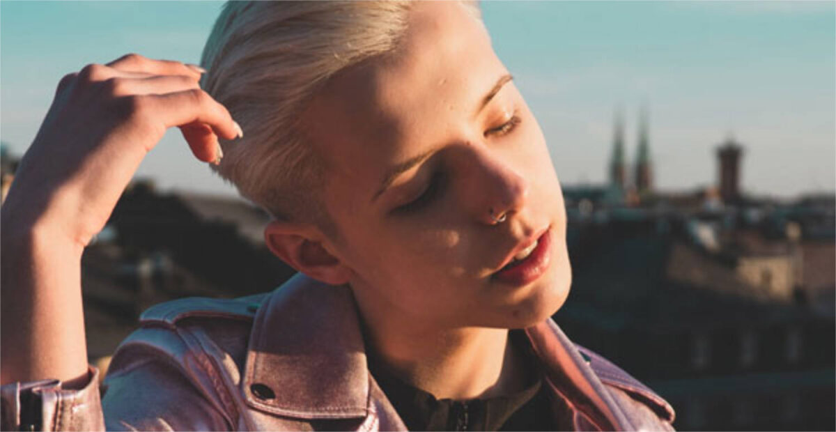 Suosittu Iholla-sarja saa jatkoa – mukana uusi julkkistähti