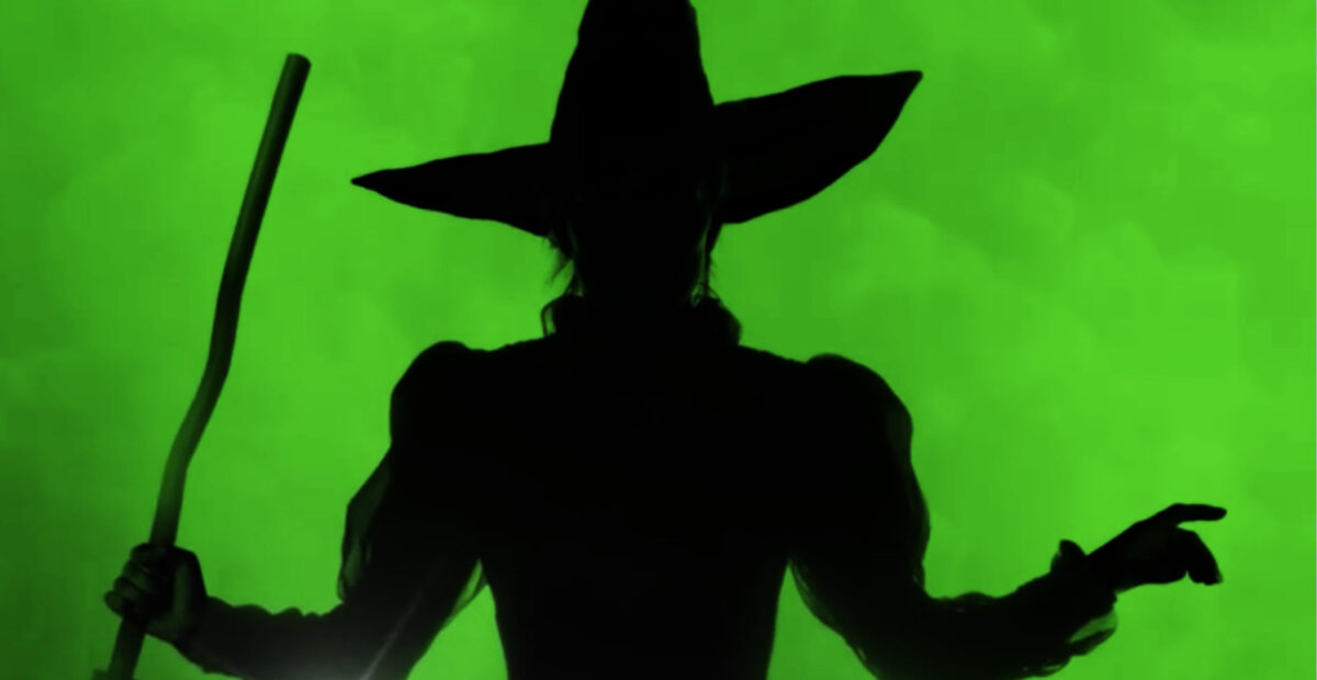 Menestysmusikaali Wicked valloittaa teatterilavan Tampereella