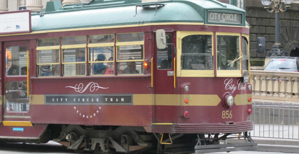 Ohhoh, Nainen löysi suolakeksistä Jumalan sanoman