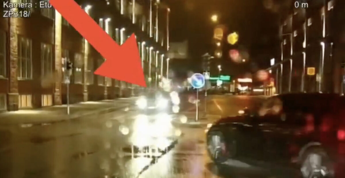 Poliisipartio kuvasi sattumalta kolarin Helsingissä – ”14 päiväsakkoa”