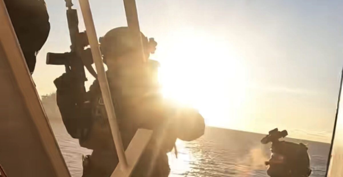 Suomen poliisilta poikkeuksellinen video – näin aseistettu iskujoukko nousi Fitburgille