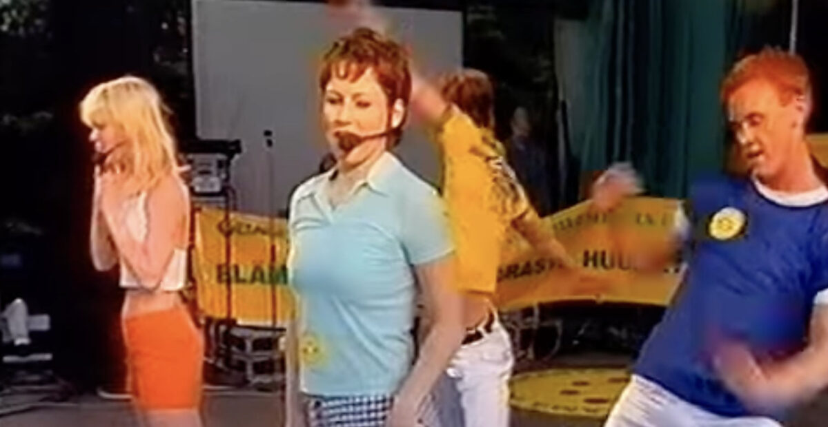 Nylon Beat esiintyi Linnanmäellä 1996