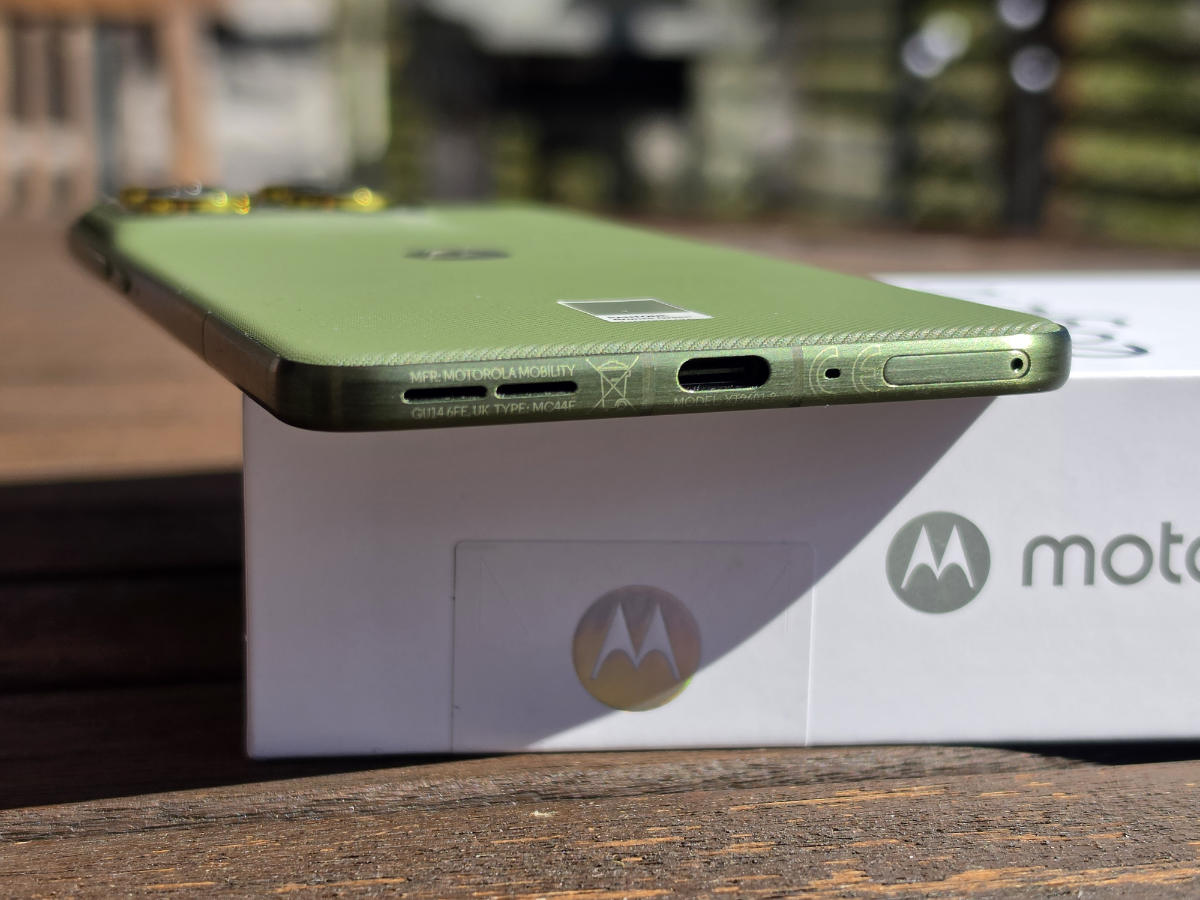 Motorola Edge 70