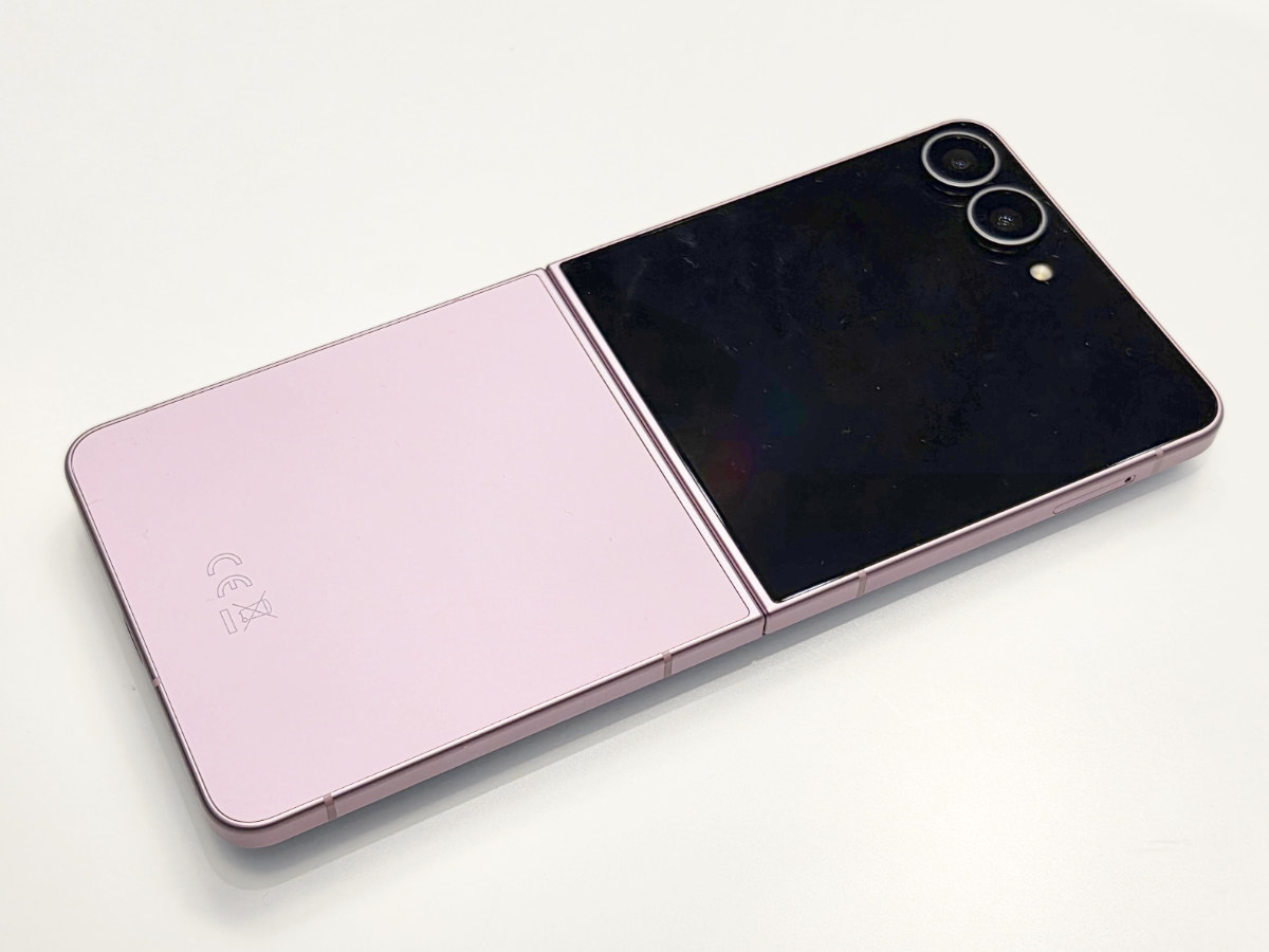 Samsung Galaxy Flip8