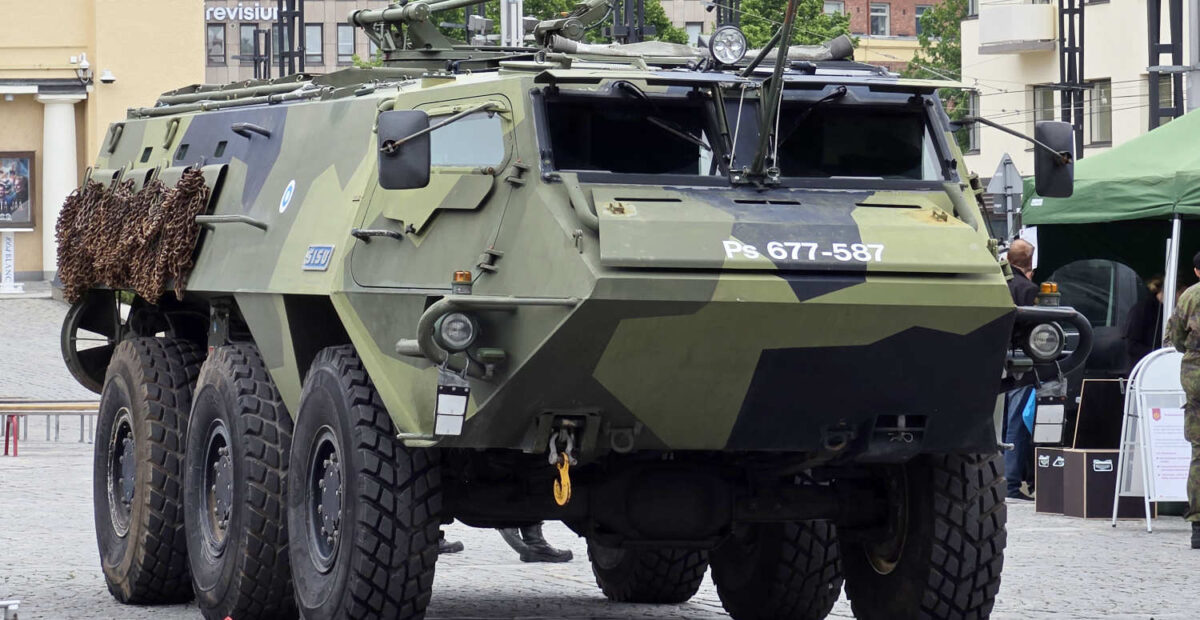 Puolustusvoimat 6x6 Sisu